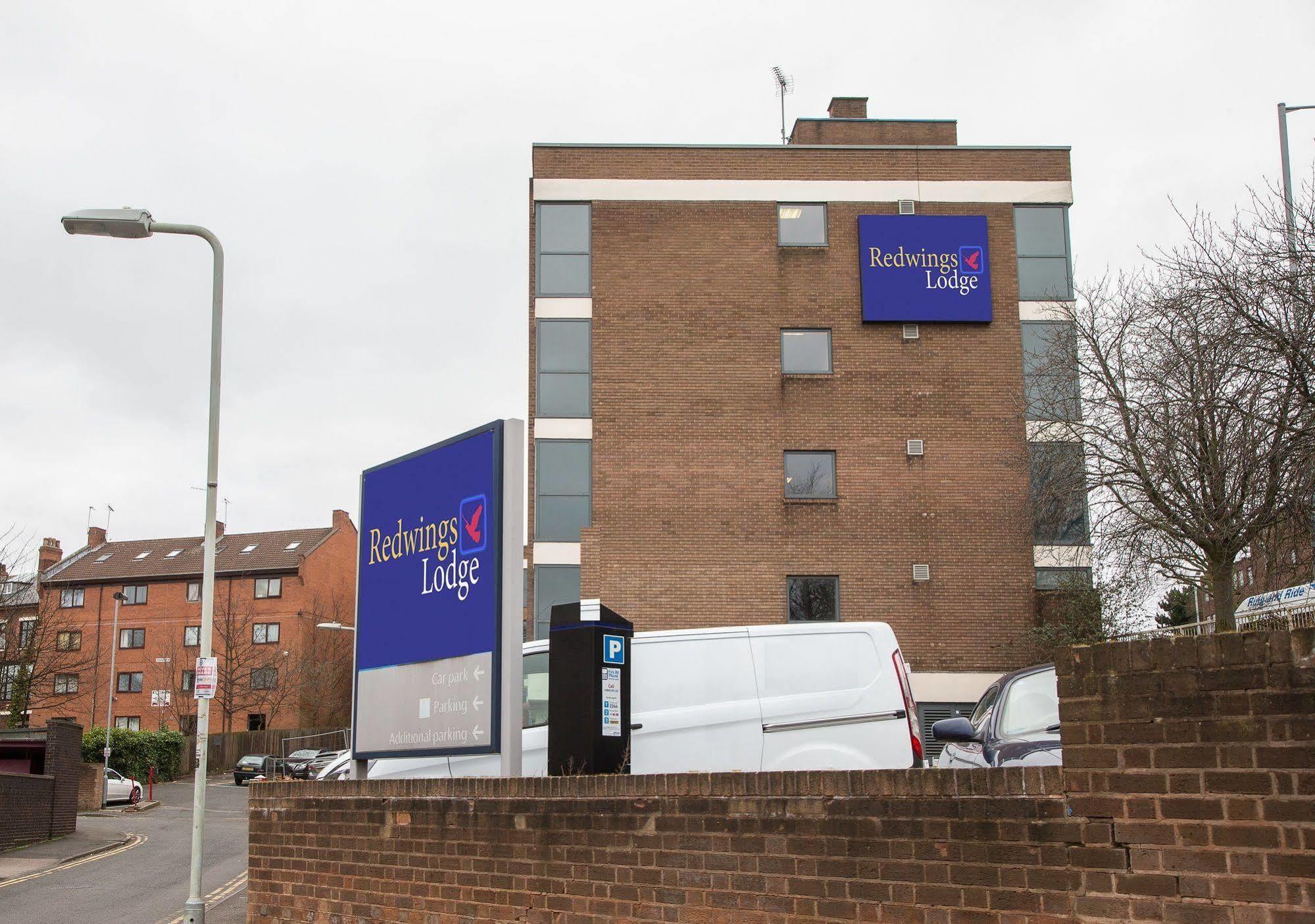 Redwings Lodge Wolverhampton Central Eksteriør bilde